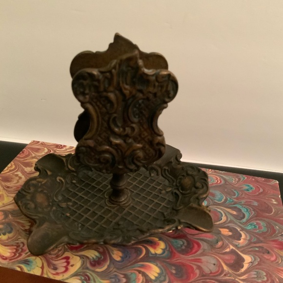 🌟Victorian matchbook Stand. - Picture 6 of 15